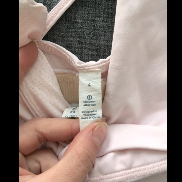 2 Lululemon workout tank tops with built-in bra support - Picture 3 of 4
